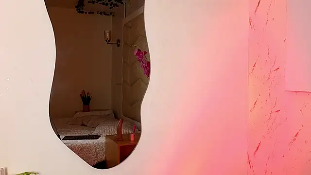 Snapshot of AfroditaWild chatting on 02-02-26, 04:44 AfroditaWild online show from 02-02-26, 04:44