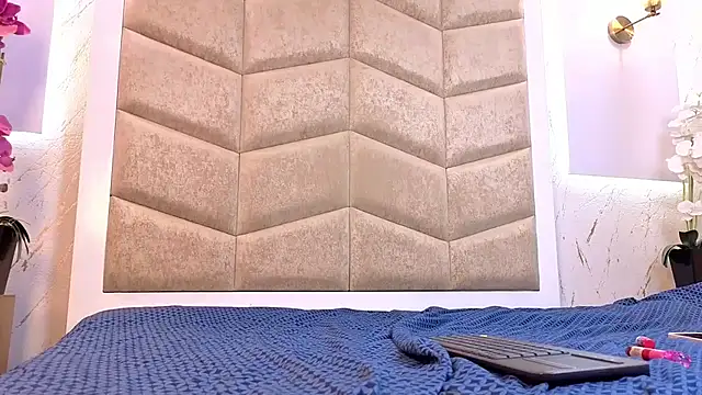 Snapshot of AfroditaWild chatting on 02-20-26, 06:26 AfroditaWild online show from 02-20-26, 06:26