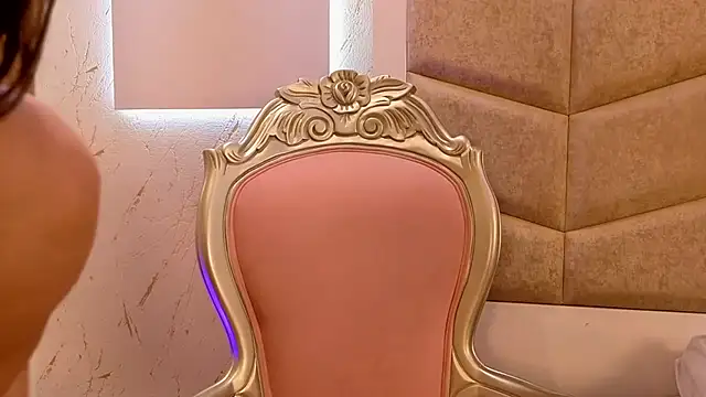 Snapshot of AfroditaWild chatting on 03-02-26, 04:14 AfroditaWild online show from 03-02-26, 04:14