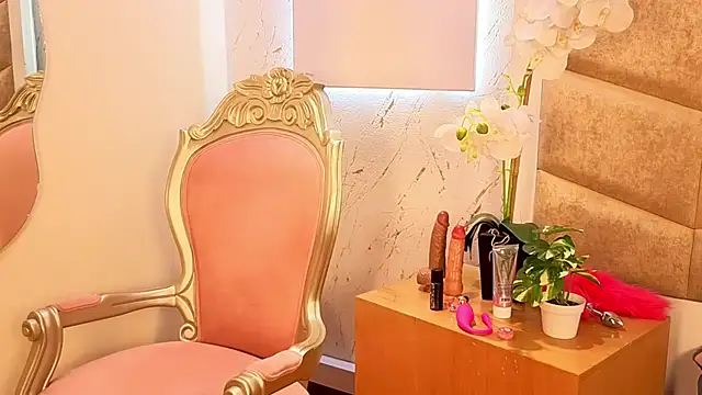 Snapshot of AfroditaWild chatting on 03-03-26, 04:29 AfroditaWild online show from 03-03-26, 04:29