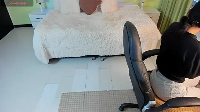 Celeste Rous   online show from 03-10-26, 12:21