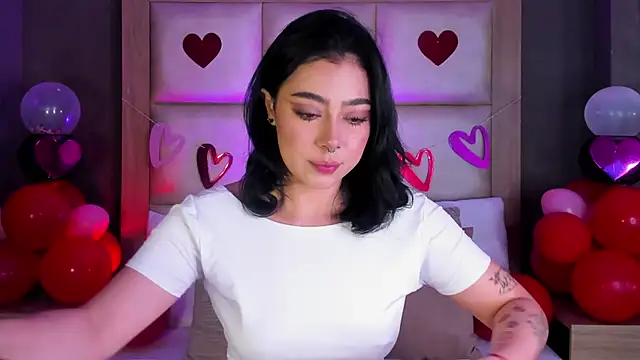 TaniaRedd  online show from 02-14-26, 02:03