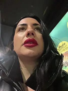 Snapshot of tesaa1212 chatting on 01-06-26, 06:44 tesaa1212 online show from 01-06-26, 06:44