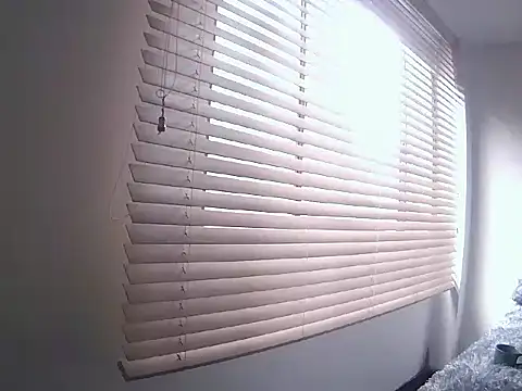 Snapshot of Fernanda_andrew chatting on 02-18-26, 04:03 Fernanda andrew online show from 02-18-26, 04:03