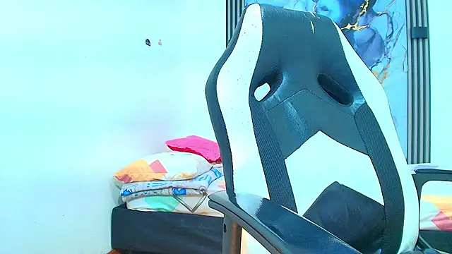 Valentina and sneider  online show from 01-31-26, 07:11