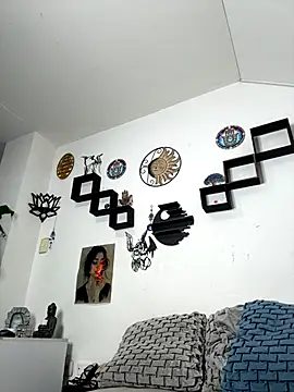 TheAlejandroDolls2 online show from 12-17-25, 12:33