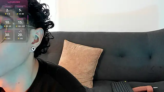 LittleMya  online show from 01-09-26, 07:37