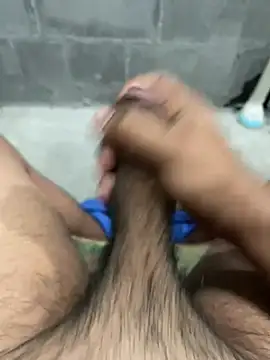 Isaackals online show from 04-17-26, 02:25