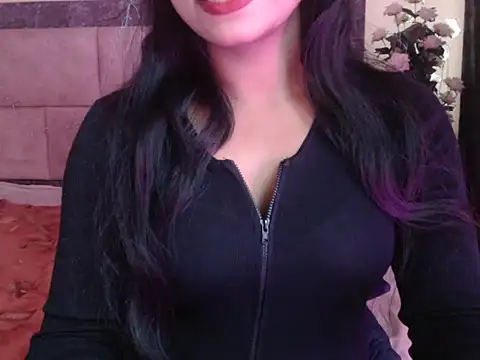 Lola Bebe online show from 04-04-26, 05:16