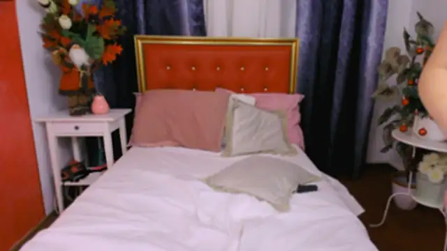 Alexis Flower online show from 12-13-25, 07:53