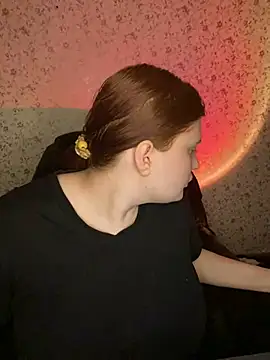 NicollVeys online show from 02-15-26, 05:31