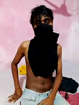 Snapshot of Alexa88888_6 chatting on 12-14-25, 04:01 Alexa88888 6 online show from 12-14-25, 04:01