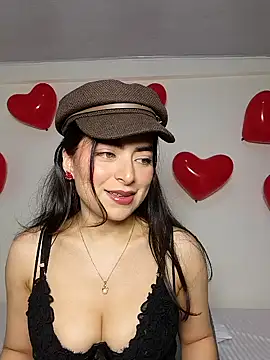 Snapshot of saasha_Petit chatting on 02-11-26, 10:20 saasha Petit online show from 02-11-26, 10:20