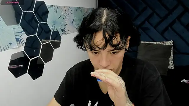 Kiara Fox   online show from 01-13-26, 07:52