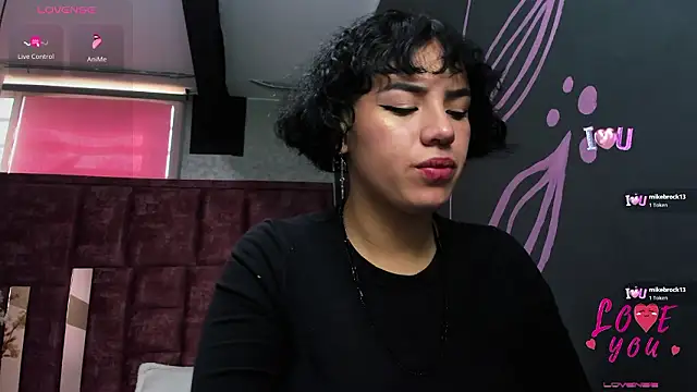 Kiara Fox   online show from 02-21-26, 07:48