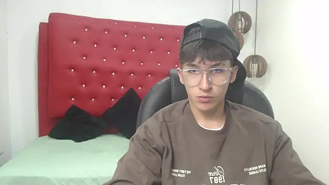 jeremy job online show from 12-17-25, 11:38