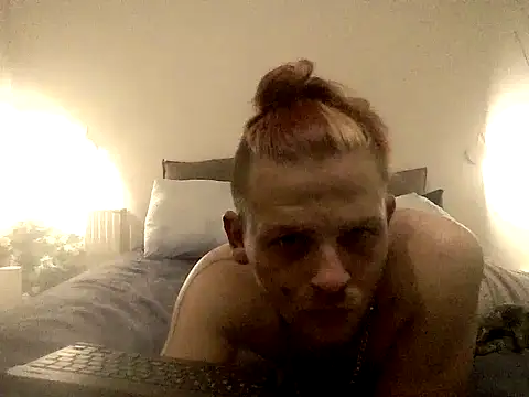 Snapshot of house_f_stone chatting on 12-16-25, 12:26 house f stone online show from 12-16-25, 12:26