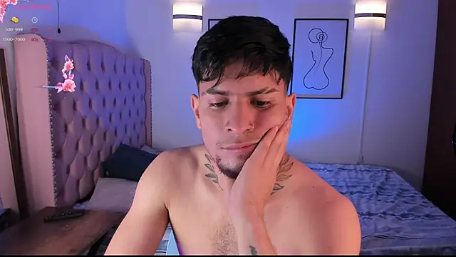 vaalentiino online show from 02-21-26, 10:11