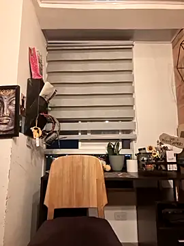 Snapshot of Magenta_Moon chatting on 02-09-26, 11:53 Magenta Moon online show from 02-09-26, 11:53