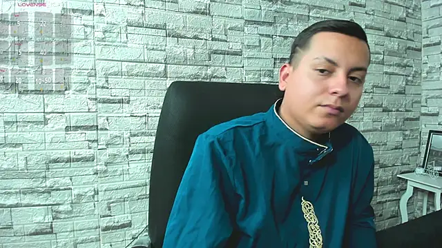 Raissa zair online show from 12-16-25, 06:46