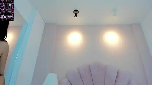 Snapshot of Nahomy_Harperr chatting on 12-05-25, 01:09 Nahomy Harperr online show from 12-05-25, 01:09