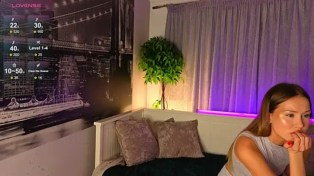 Angelic kiss online show from 12-18-25, 06:36