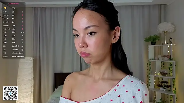 FreedaKulow online show from 02-17-26, 06:25