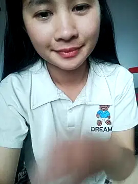 Snapshot of Him_MountainGirl chatting on 12-14-25, 04:51 Him MountainGirl online show from 12-14-25, 04:51