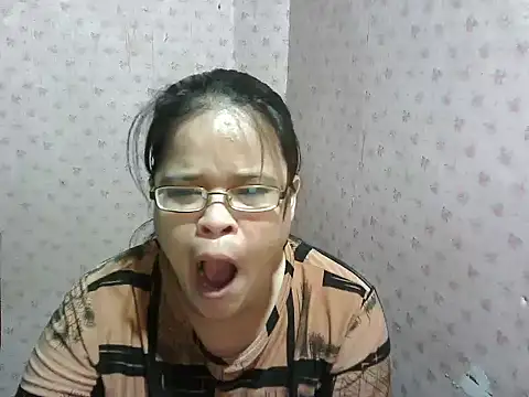 Hotty babe23 online show from 12-16-25, 04:12