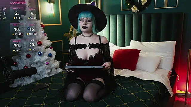 Lilith Vesper online show from 12-17-25, 05:41