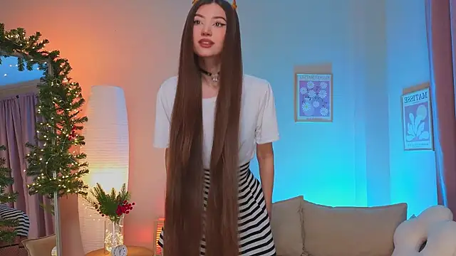 oliviaah  online show from 12-17-25, 03:18