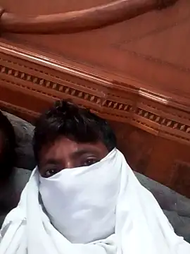 Snapshot of khushaboosexy chatting on 12-14-25, 04:23 khushaboosexy online show from 12-14-25, 04:23