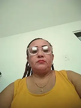 Nini Love  online show from 01-15-26, 02:54