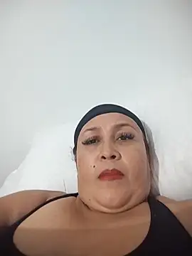 Nini Love  online show from 02-07-26, 12:25