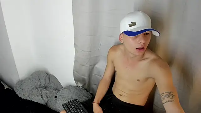 angel boy sex online show from 12-14-25, 10:58