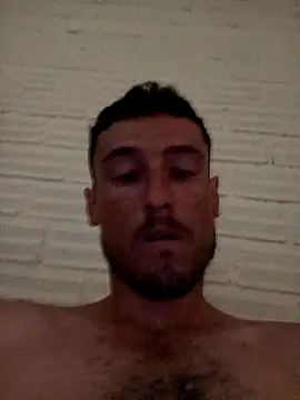 Snapshot of Reeiee chatting on 12-22-25, 07:44 Reeiee online show from 12-22-25, 07:44