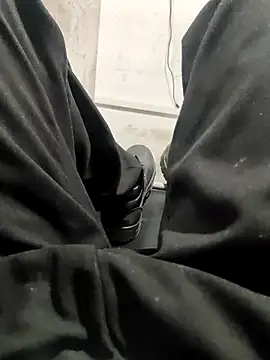 El CHEGO online show from 12-18-25, 03:12