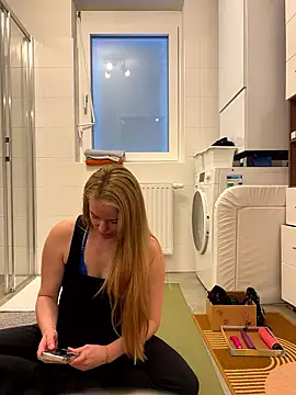 Annas G online show from 01-10-26, 02:41