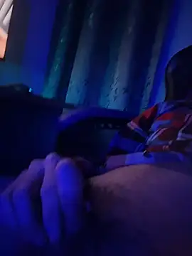 Snapshot of wolfand01 chatting on 12-21-25, 05:58 wolfand01 online show from 12-21-25, 05:58