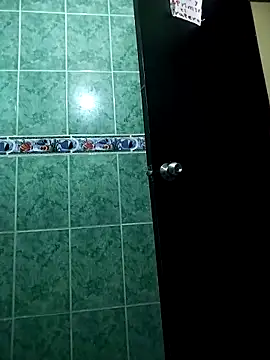 Snapshot of Andreskelly chatting on 12-23-25, 10:24 Andreskelly online show from 12-23-25, 10:24