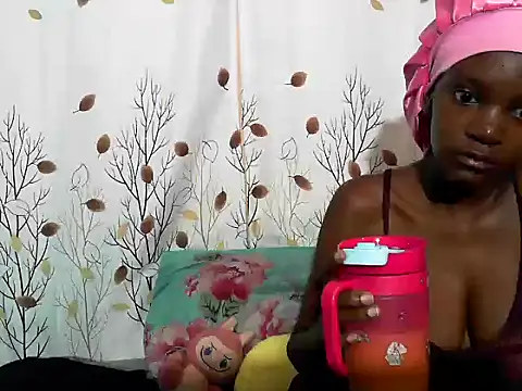 PetiteDoll 06 online show from 03-01-26, 09:44