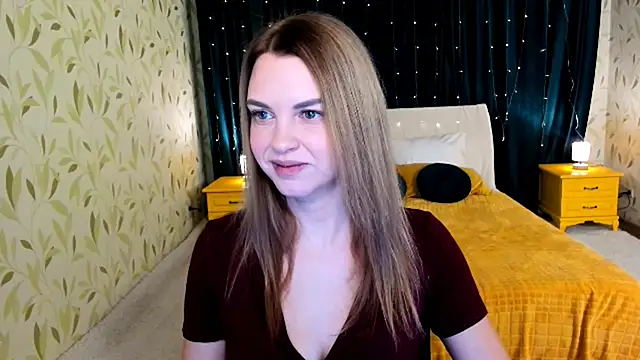 LunaFlinn online show from 01-19-26, 04:16