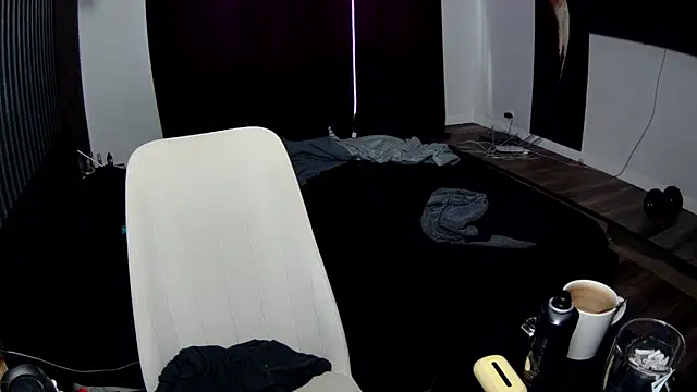 Nicole Pars online show from 02-28-26, 07:09