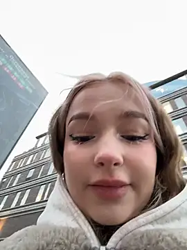 -teenytiny- online show from 12-18-25, 12:55