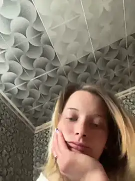 Barbika19 online show from 04-15-26, 01:18