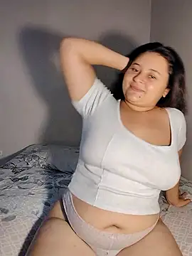 Snapshot of alexacurvy05 chatting on 01-12-26, 08:58 alexacurvy05 online show from 01-12-26, 08:58