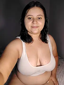 Snapshot of alexacurvy05 chatting on 01-15-26, 09:29 alexacurvy05 online show from 01-15-26, 09:29