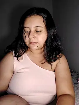 Snapshot of alexacurvy05 chatting on 02-03-26, 02:53 alexacurvy05 online show from 02-03-26, 02:53