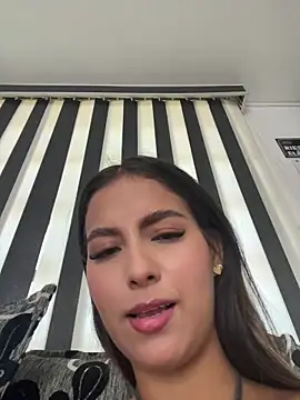 Valeria-escobar online show from 04-14-26, 01:39