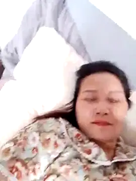 Snapshot of Cako-naka chatting on 12-22-25, 07:27 Cako-naka online show from 12-22-25, 07:27